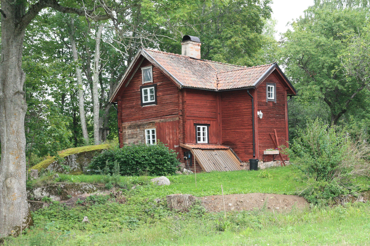 Bostadshus, f.d soldatstuga, Klinten, Målsta 8:1, Bälinge socken, Uppland 2011