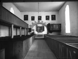 Veøy kirke. .Trolig kirkejubileet på Veøya i 1953. Bispestev