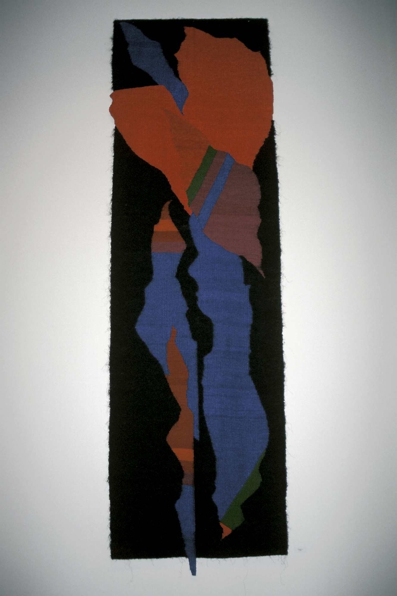 Teppet ble laget til utstillingen  "Themes of Love" i New York 1993.Det er utført i spelsau-ull, sisal og nylon, farget med lys- og fargeekte kjemiske farger.Teppets tykkelse varierer fra 1-3 cm.
