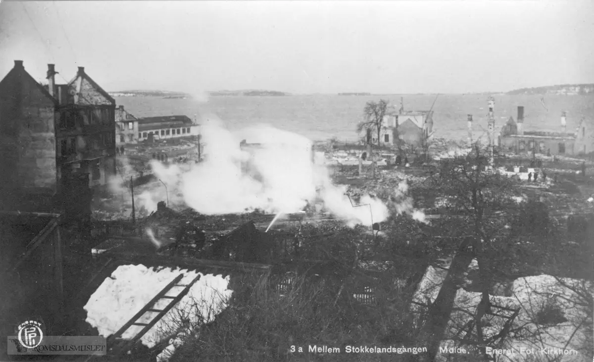 Fra bybrannen som startet 21.01.1916..Mellom Stokkelandsgangen..Fra Moldebrannen i 1916.