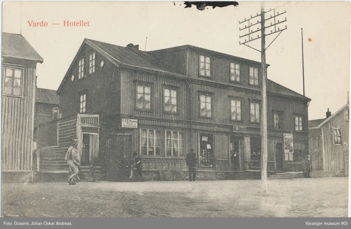 Postkort, Hotellet i Strandgata, ca. 1910