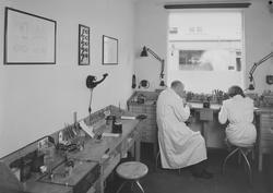 Verkstedet hos optiker Sverre Røvik