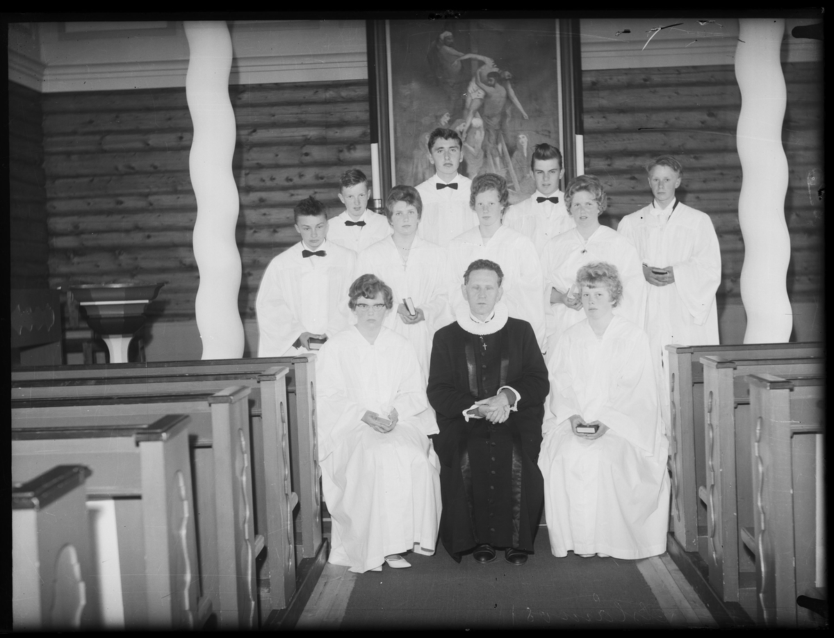 Konfirmanter i Glåmos kirke 1963