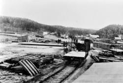 Skinneopplagstomt sør for Væla bru (Hen), pæl ca. 90, sett n