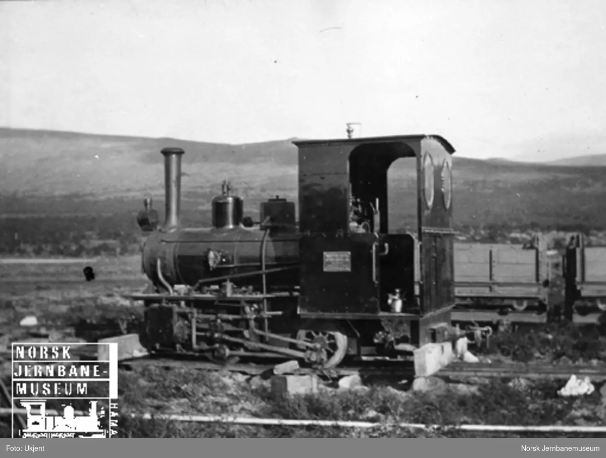 Anleggsdamplokomotiv bygget av Orenstein & Koppel, trolig på Dovrefjell