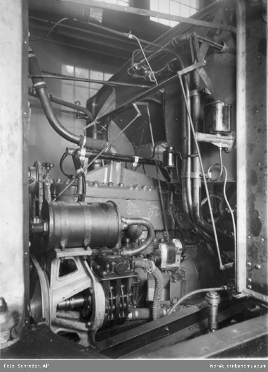 Bensinmotorvogn litra Cm type 13; Buda GF.6-formotor med vacuumpumpe