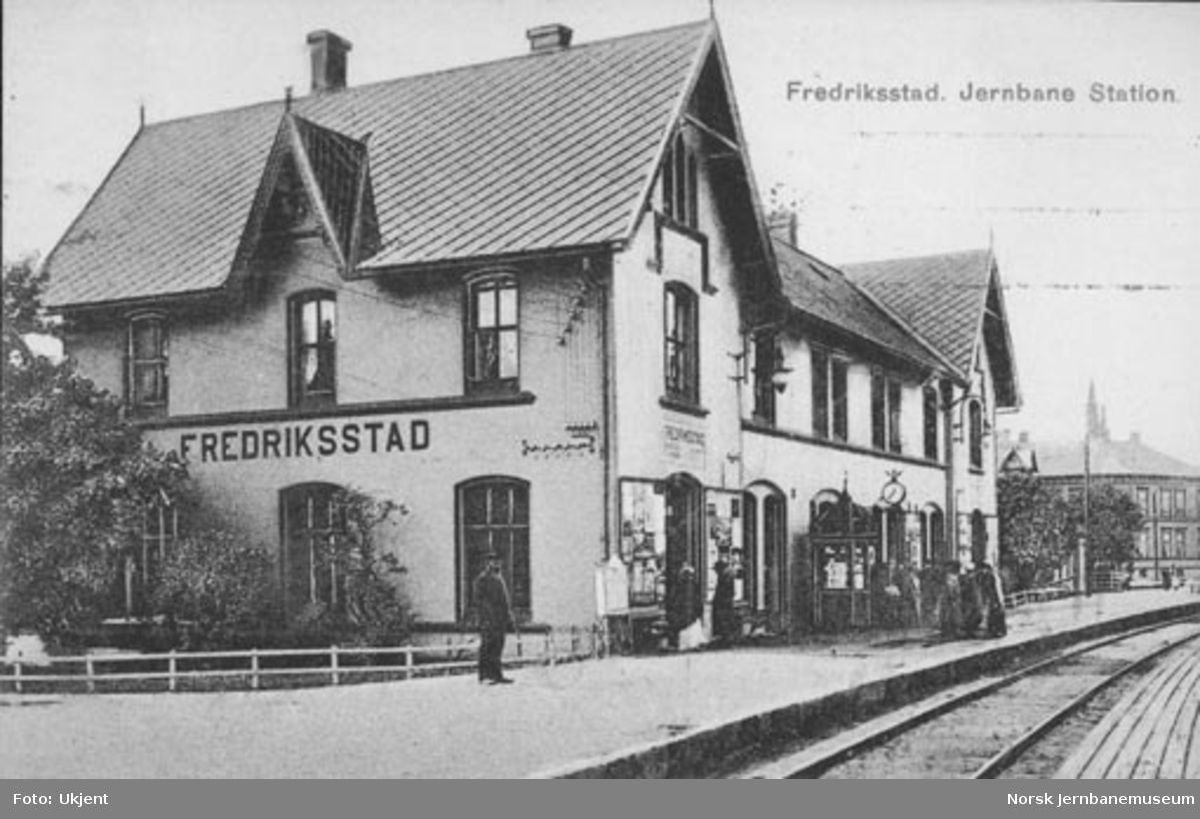 Fredrikstad stasjon