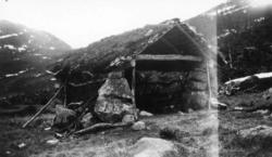 Jordbruk, Bjerkreim. Høyløe på Langamyra.