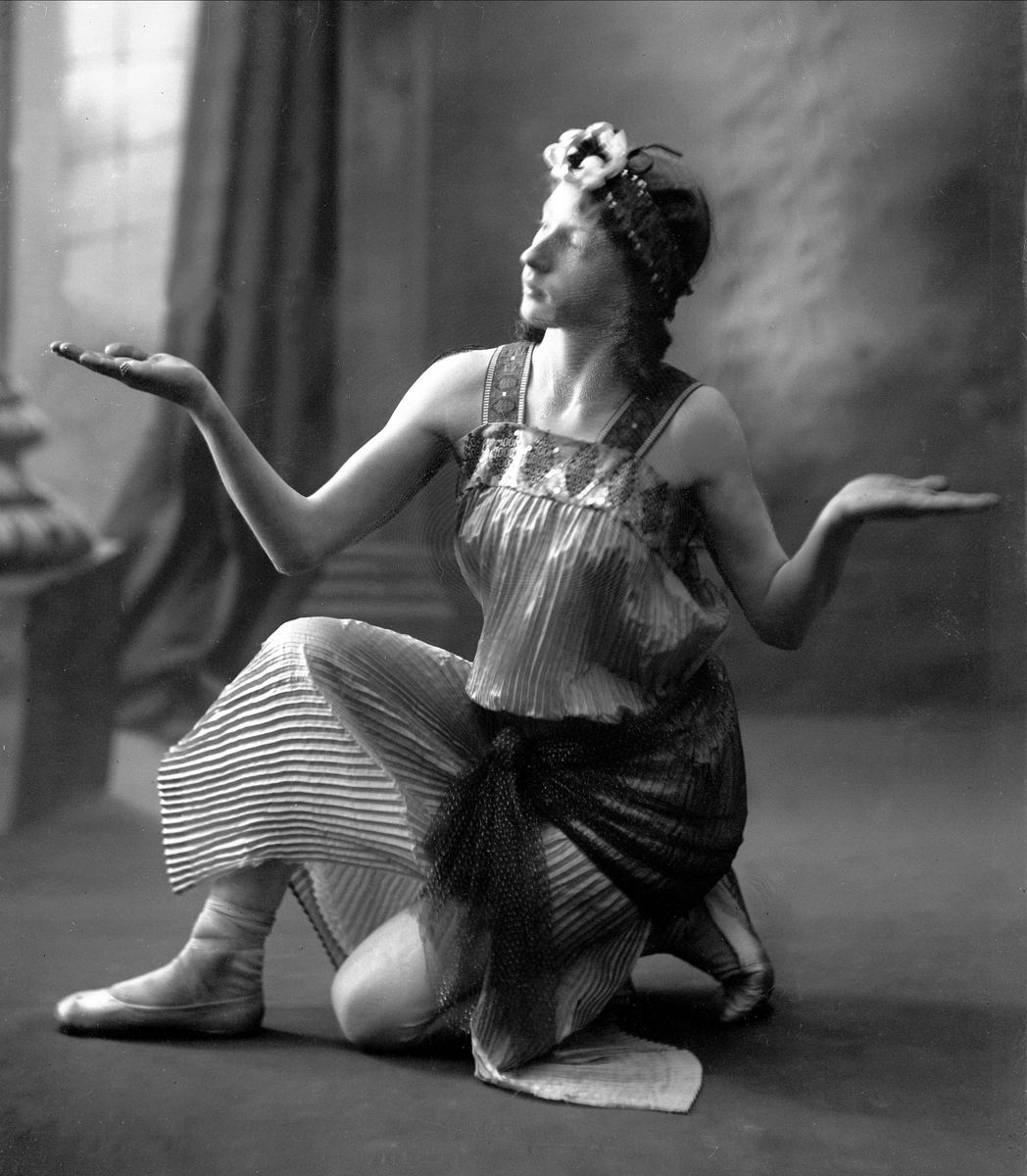 Portrett, ballettdanser, Marie Warhus.