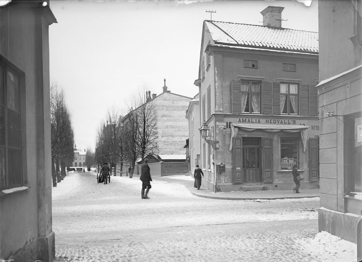 Amalia Hedvalls Cigarraffär, Kungsängsgatan 18, vid korsningen till Bangårdsgatan, Kungsängen, Uppsala 1901 - 1902