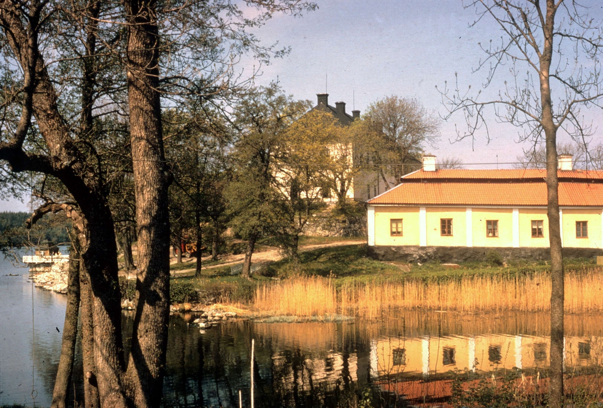 Grönsöö slott, Kungs-Husby socken, Uppland