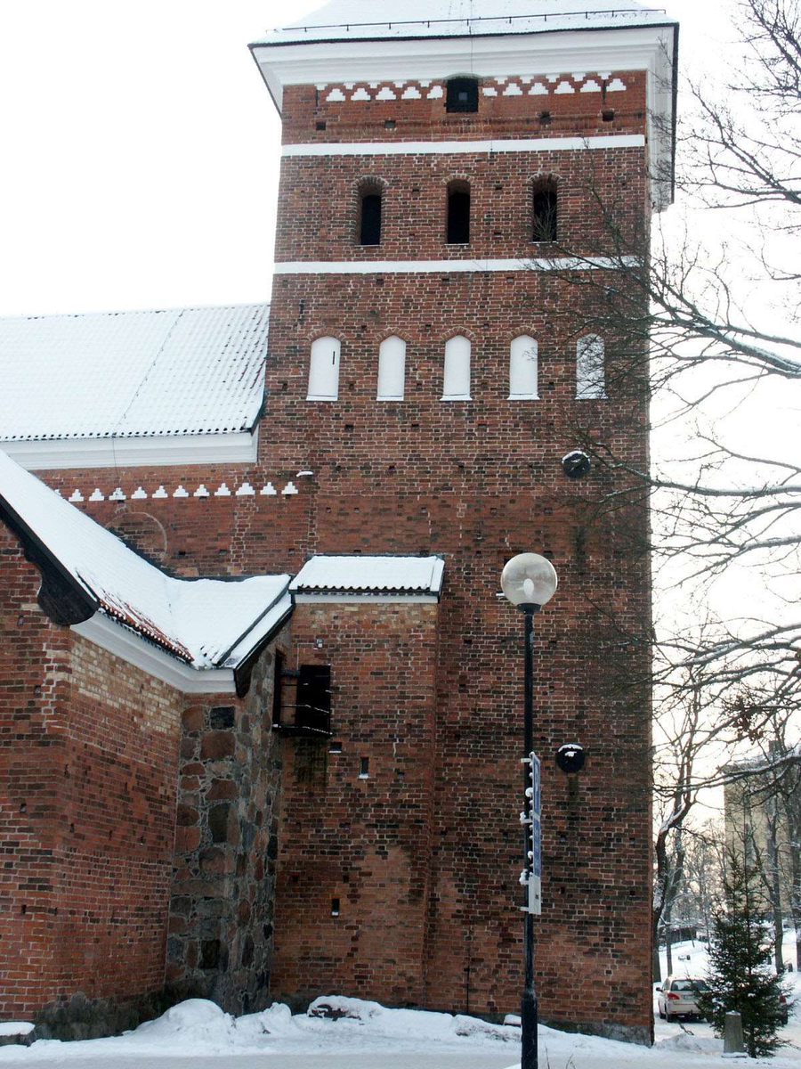 Helga Trefaldighets kyrka, kvarteret Oden, Fjärdingen, Uppsala februari 2006