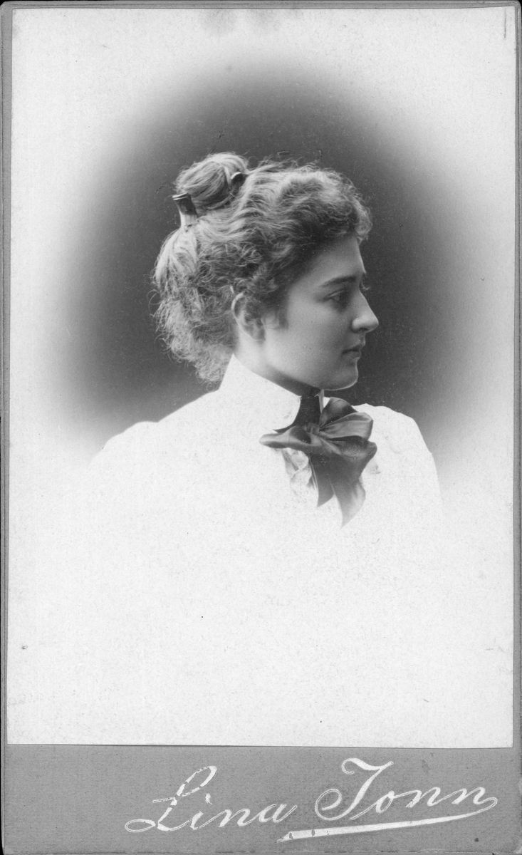 Kabinettsfotografi - Martha Gendts, år 1900