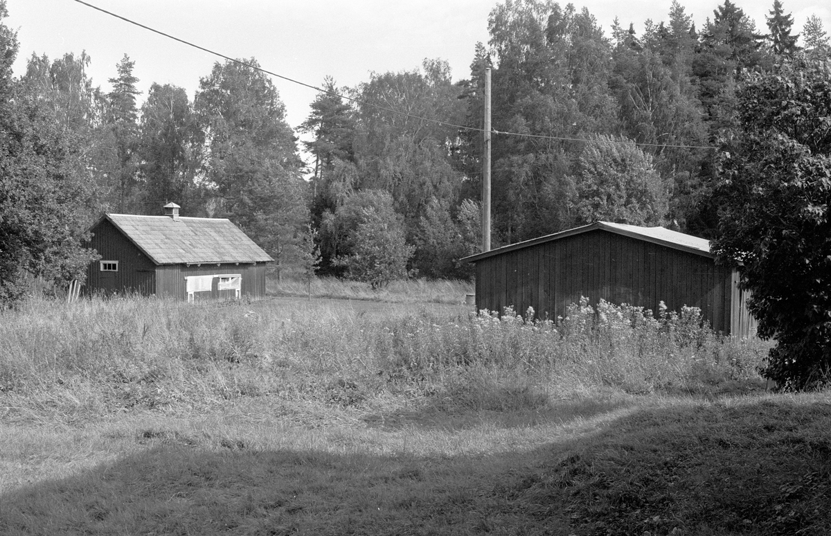 Uthus, Kiplingeberg 1:1 med flera fastigheter, Bälinge socken Uppland 1983