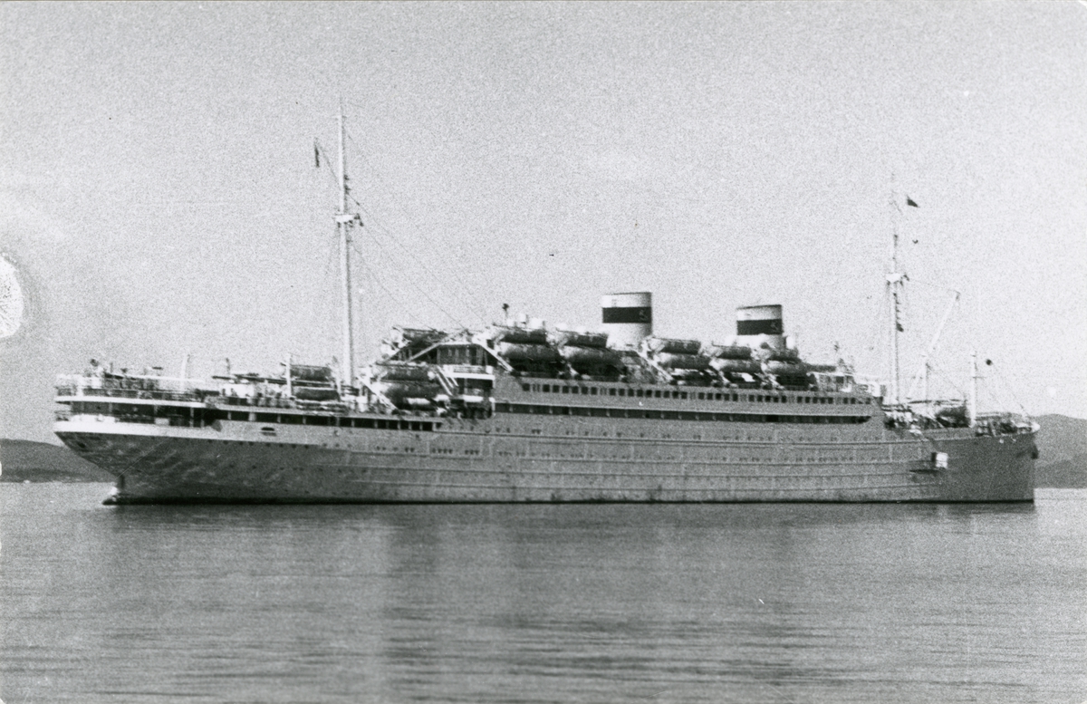 D/S Admiral Nakhimov (Ex. Berlin) (b.1925, Bremer Vulkan, Vegesack)