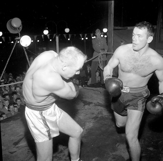 Ingemar Johansson och Silver Gunnar boxas på Barnens Dag 1956