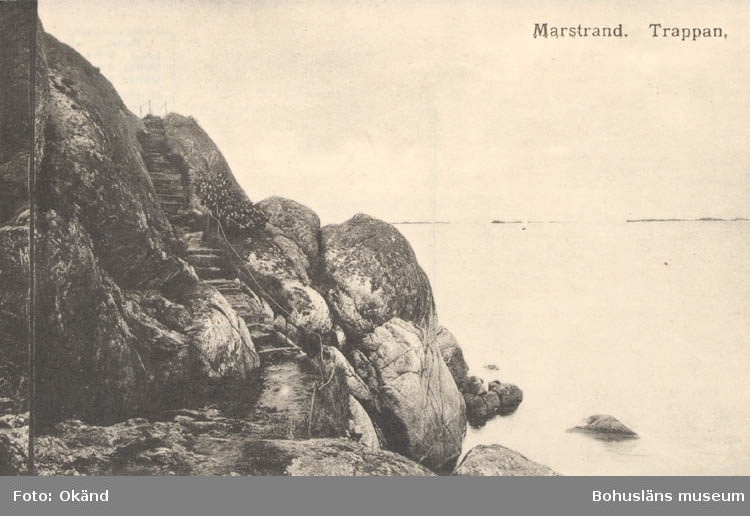 Tryckt text på kortet: "Marstrand. Trappan."
