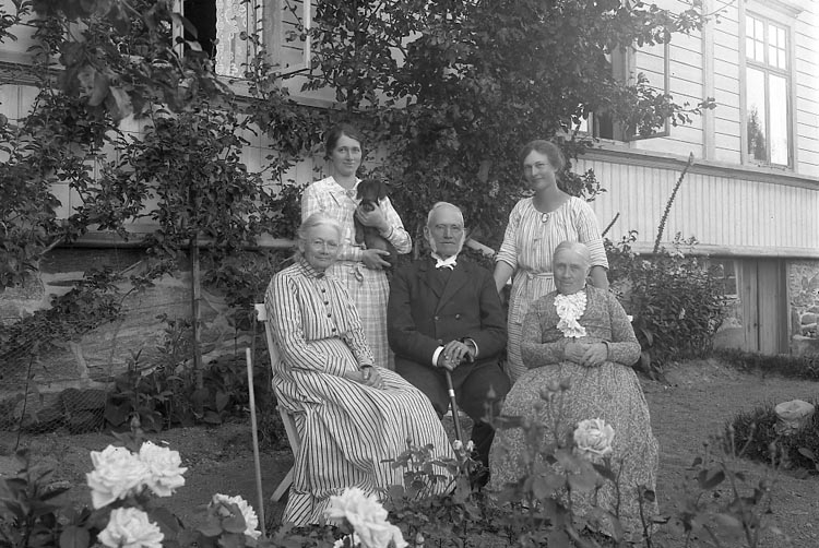 "Jacobi, Pastor Lars, Järbo Skällsäter" enligt fotografens journal nr 4 1918-1922