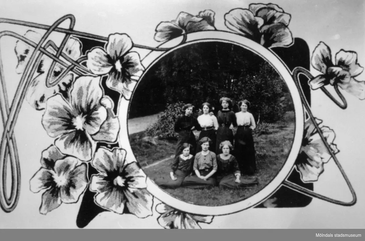Söndagslediga, uppklädda kvinnliga arbetare vid 1900-talets början.