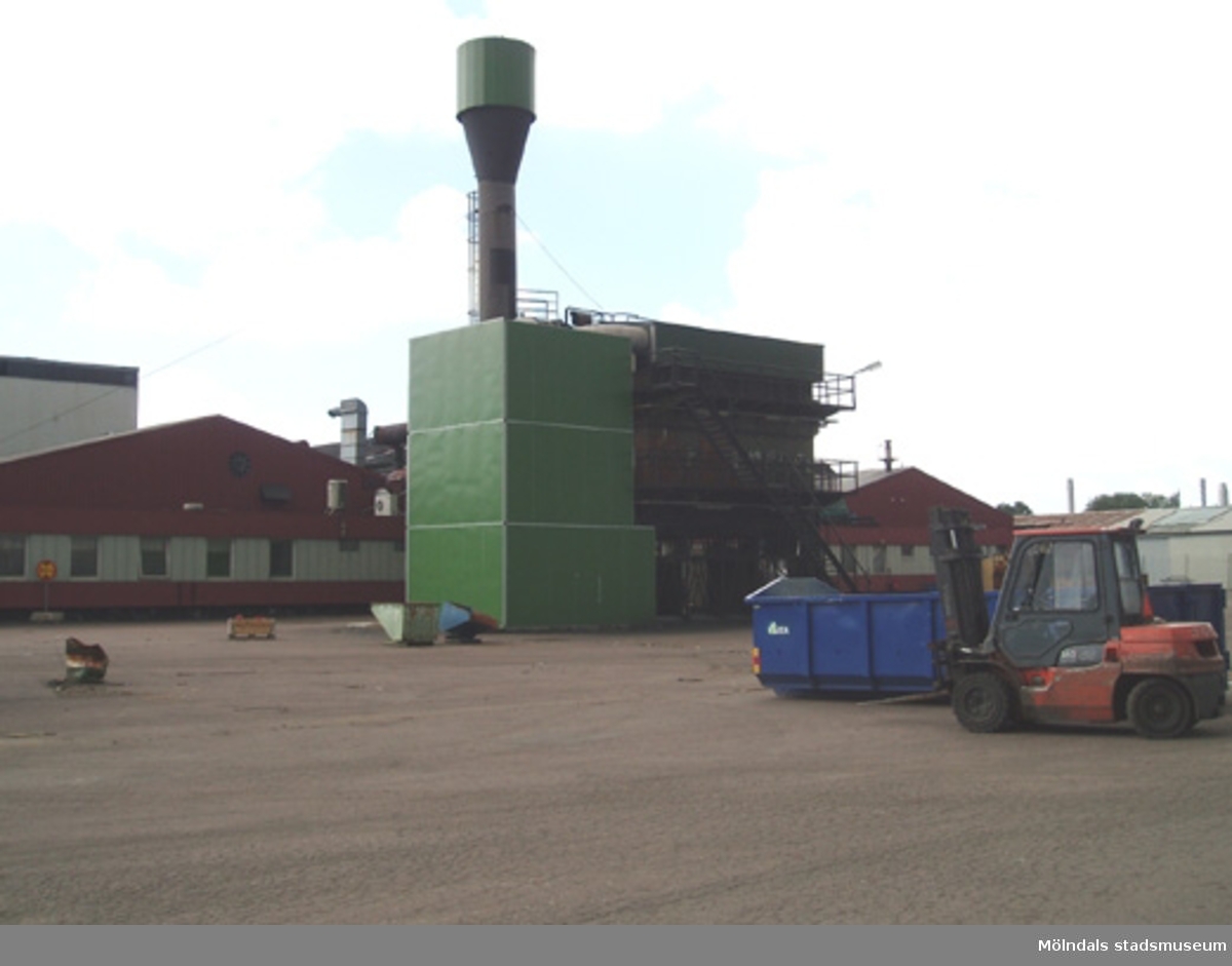Byggnads/rivningsdokumentation år 2006. En rökgasreningsanläggning skall rivas enligt beslut från Byggnadsnämnden.