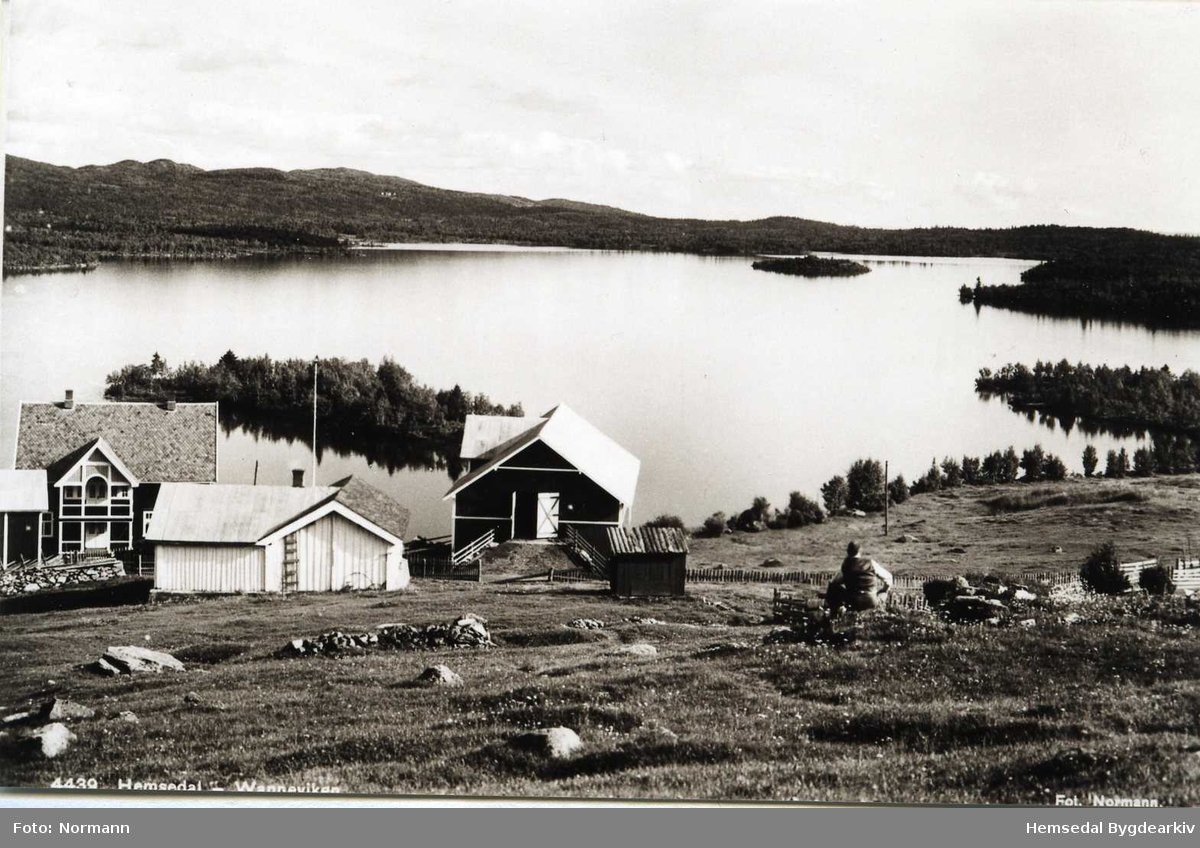 Vanneviken, 52-3, med vatnet Vannin i Hemsedal i bakgrunnen