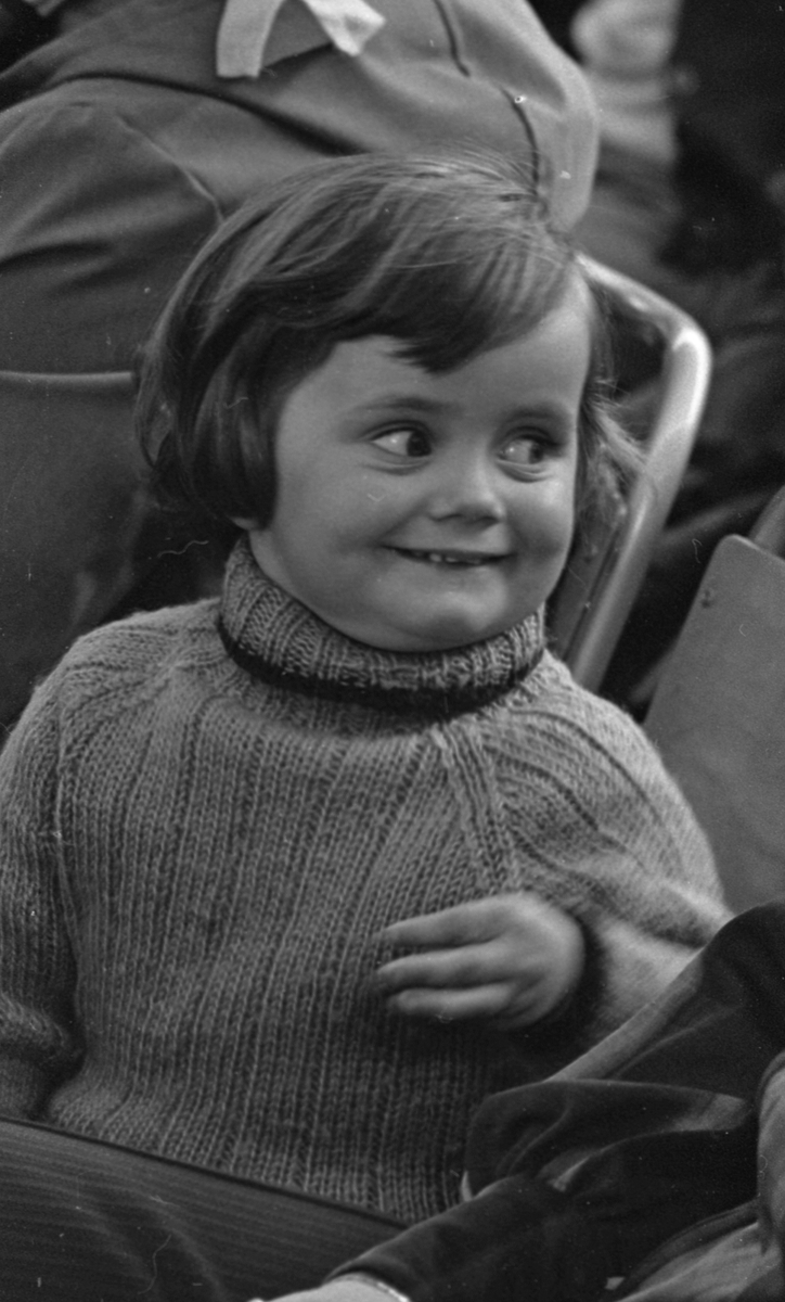 Barneteater i Aulaen.