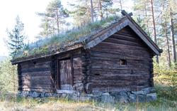 Stølsbu fra Nedre Kløkk, støl til Medhus i Holet