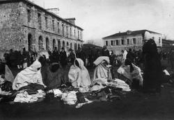 Salg av tekstiler, Albania