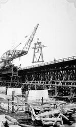 Bjerke bru : bygging av ny bru ved siden av den gamle