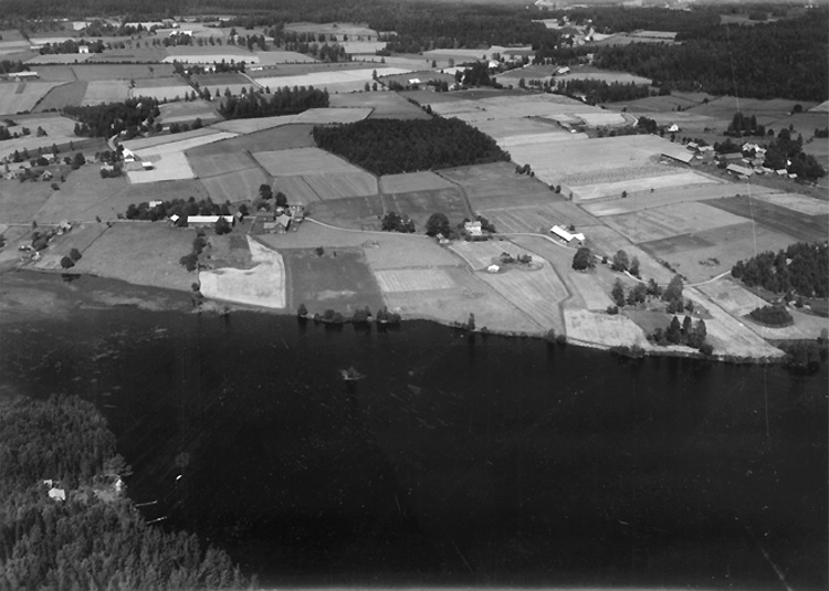 Flygfoto över Närkesberg.