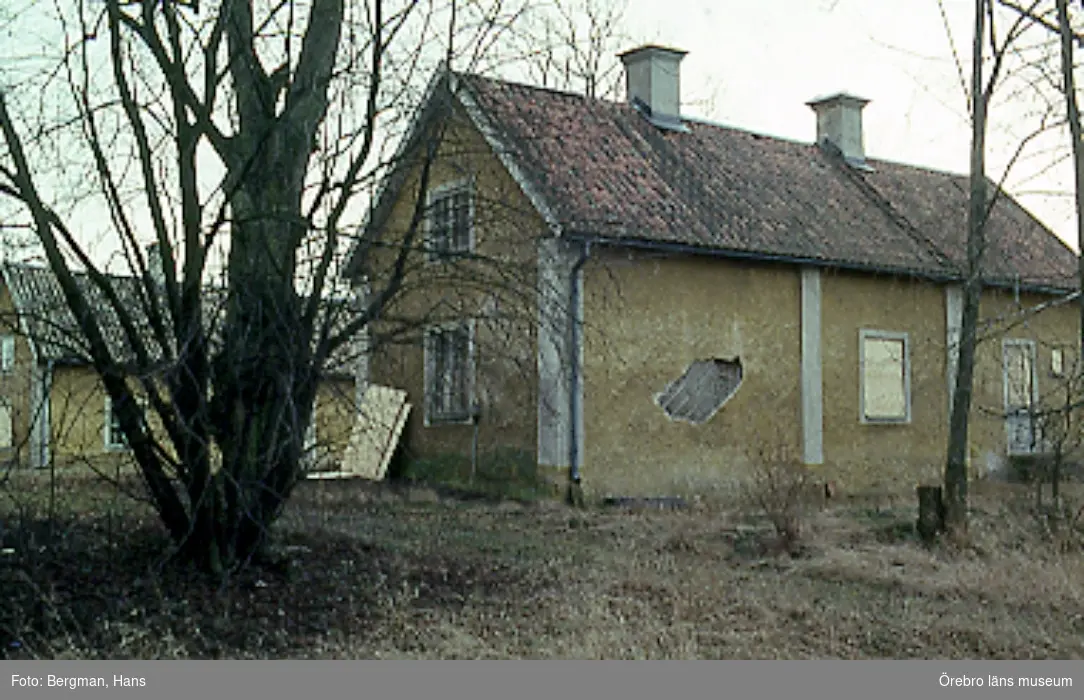Bilder tagna i samband med renovering av Ånsta gård som utfört av J Jansson.