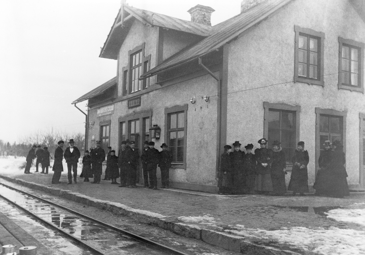 Gimo Bruk 1911. Järnvägsstationen. Bild från tidskriften Hemmets bildmaterial.