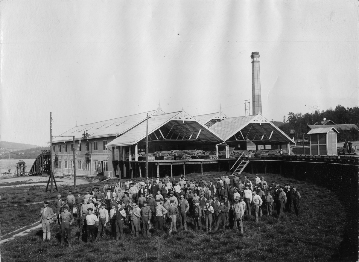 Bollsta bruk. Arbetare vid sågverket 1898.