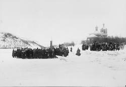 Skoltenes dåpsfest på isen ved Boris Gleb 18. januar 1897