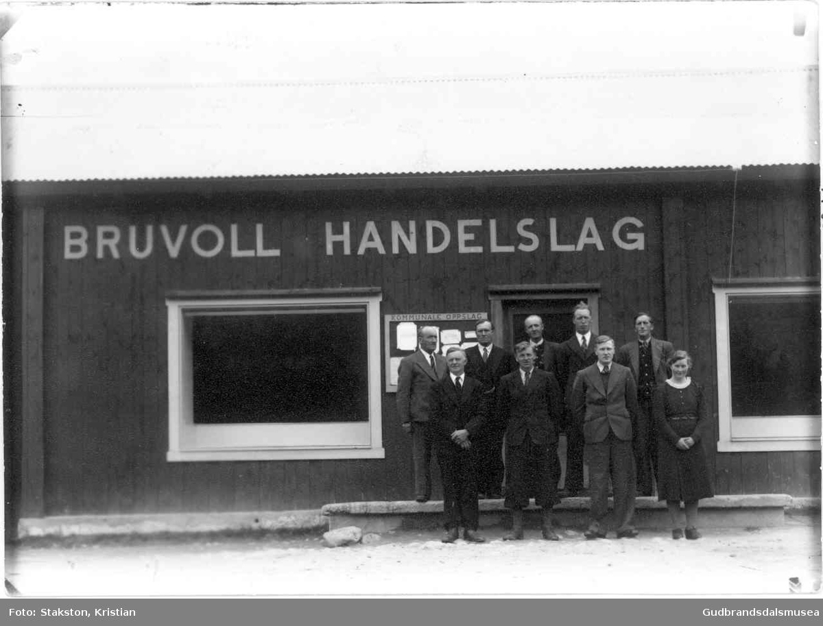 Styre og tilsette ved Bruvoll Handelslag 1944