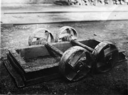 Verkstedtralle for flytting av hjulganger