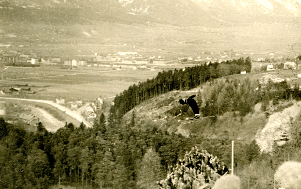 Athlete Birger Ruud ski jumping at Innsbruck