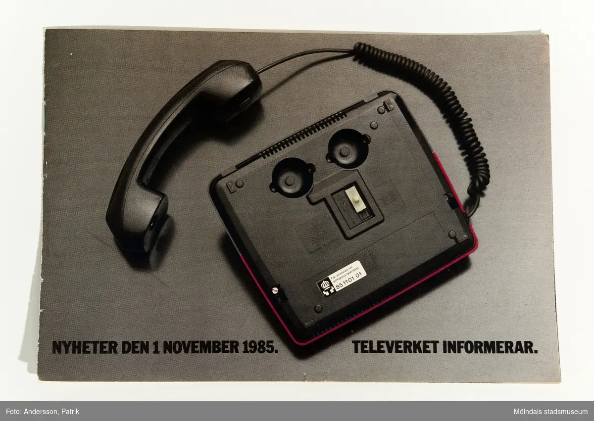 Reklamblad: "NYHETER DEN 1 NOVEMBER 1985. TELEVERKET INFORMERAR.", utgivet av Televerket 1985.