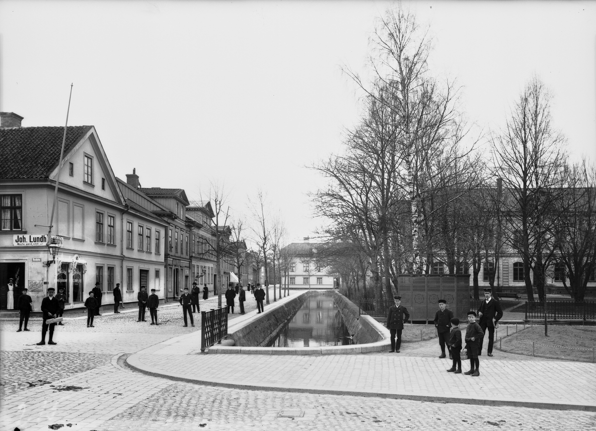Västra Holmgatan i Jönköping mot söder.