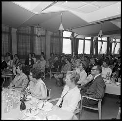 Besøk av husmorlag for distriktet.