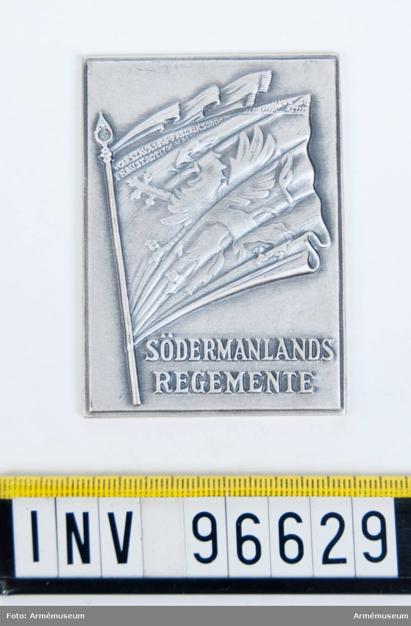 Plakett i silver för Södermanlands regemente.
