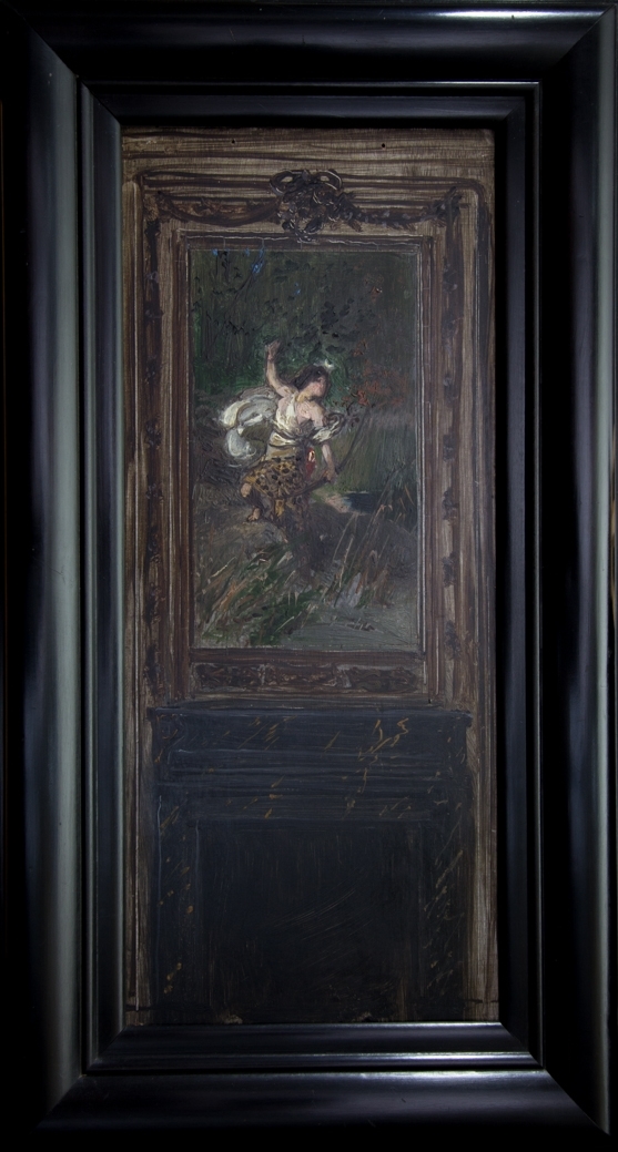 Interiörbild med en svartmålad öppen eldstad. Ovanför den en målning föreställande Diana, helfigur, med vit klädnad och ett djurskinn samt hållande en pilbåge i ena handen. Skissartat utförande.