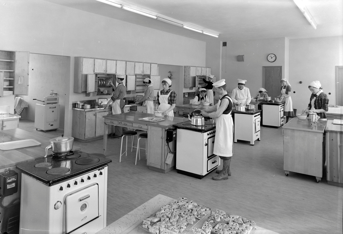 Åsveien skole, skolekjøkken