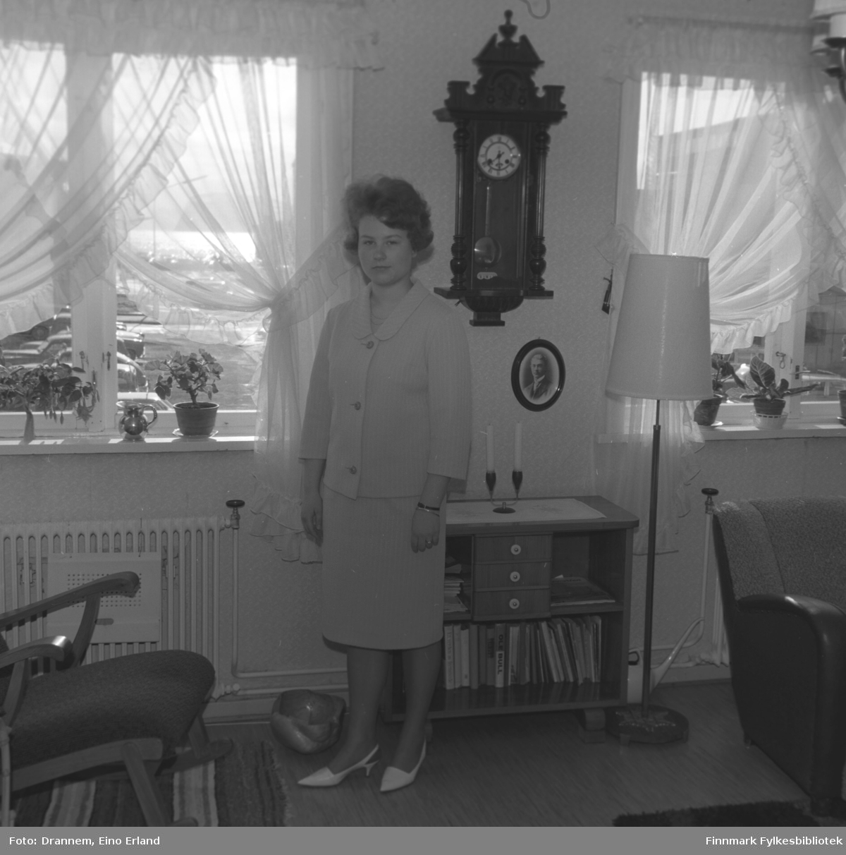 Turid Karikoski fotografert i stua hjemme i Hammerfest.