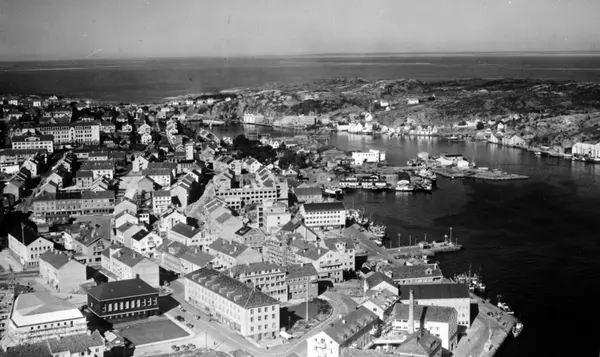 Foto Fra Området Rundt Storkaia/Storgata På Kirkelandet I Kristiansund ...