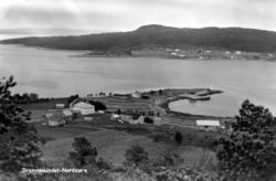 Postkort med motiv fra Dromnessundet i Aure kommune, hvor vi