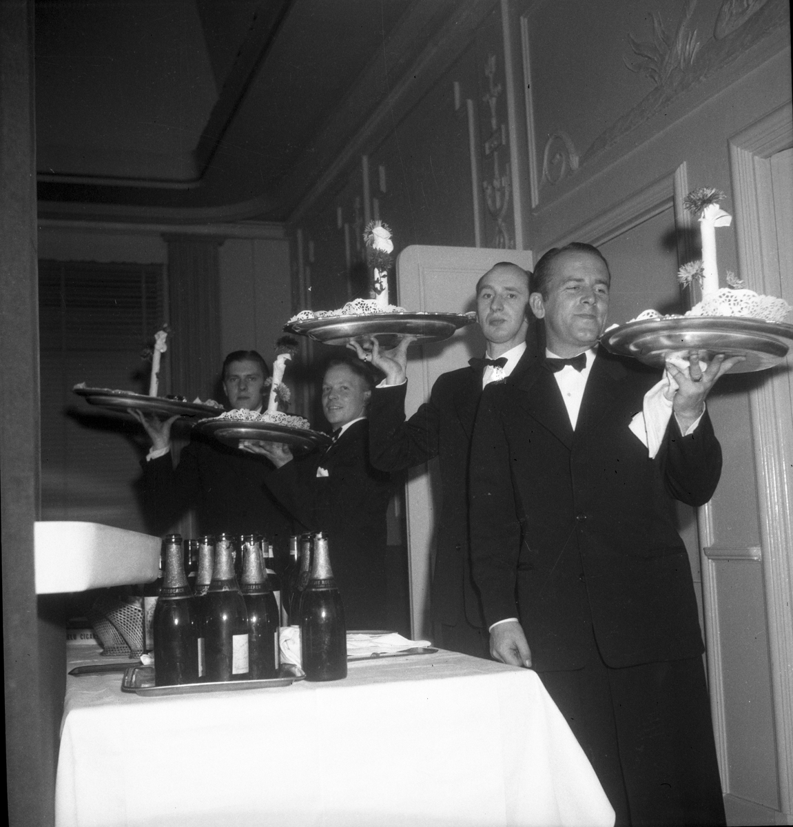 Centralhotellets matsalsinvigning. 1943