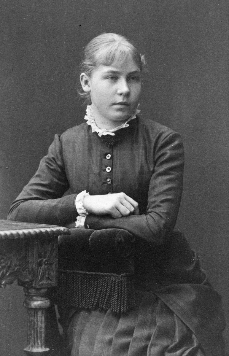 Maria Åkerson 1870-1921, gift med Emil Forssén 1892, syster till grosshandlare Carl Wilhelm Åkerson, Gävle.