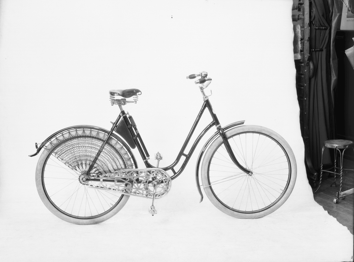 Gefle Velocipedfabrik
Södra Centralgatan 18
21 januari 1938

Cyklar av märket " Frej "
