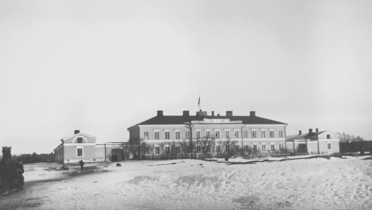 Eckerö Post- och tullhus fotograferat under Ålandsexpeditionen 1918 -  Sjöhistoriska museet / DigitaltMuseum
